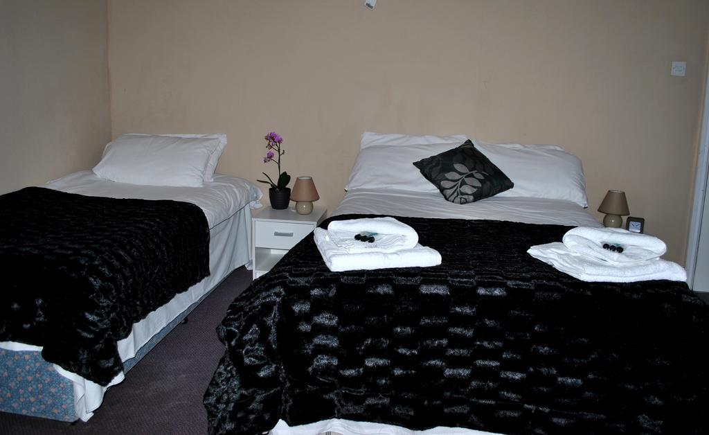 Amber Guesthouse Derby Kamer foto